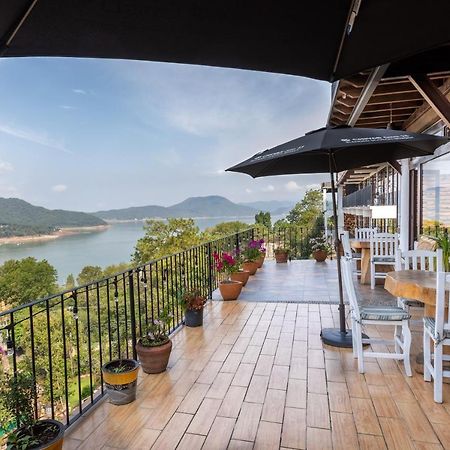 Hotel Santa Rosa Valle de Bravo Extérieur photo