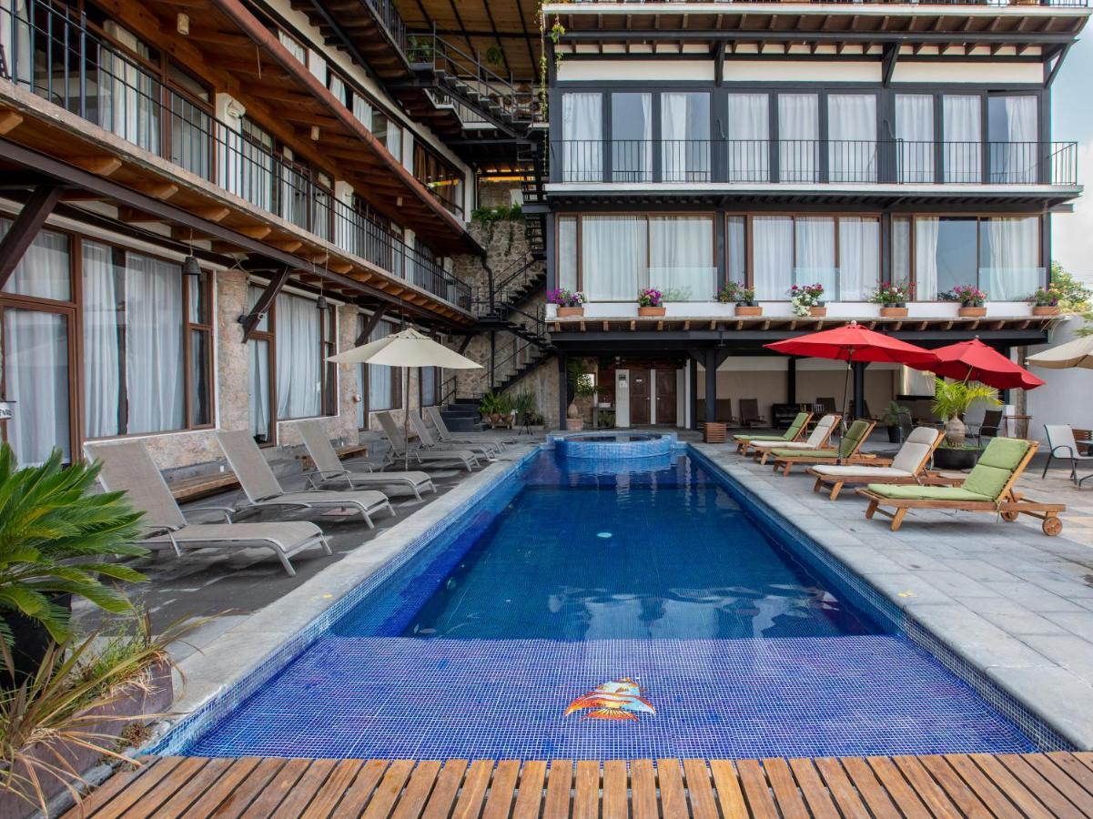 Hotel Santa Rosa Valle de Bravo Extérieur photo