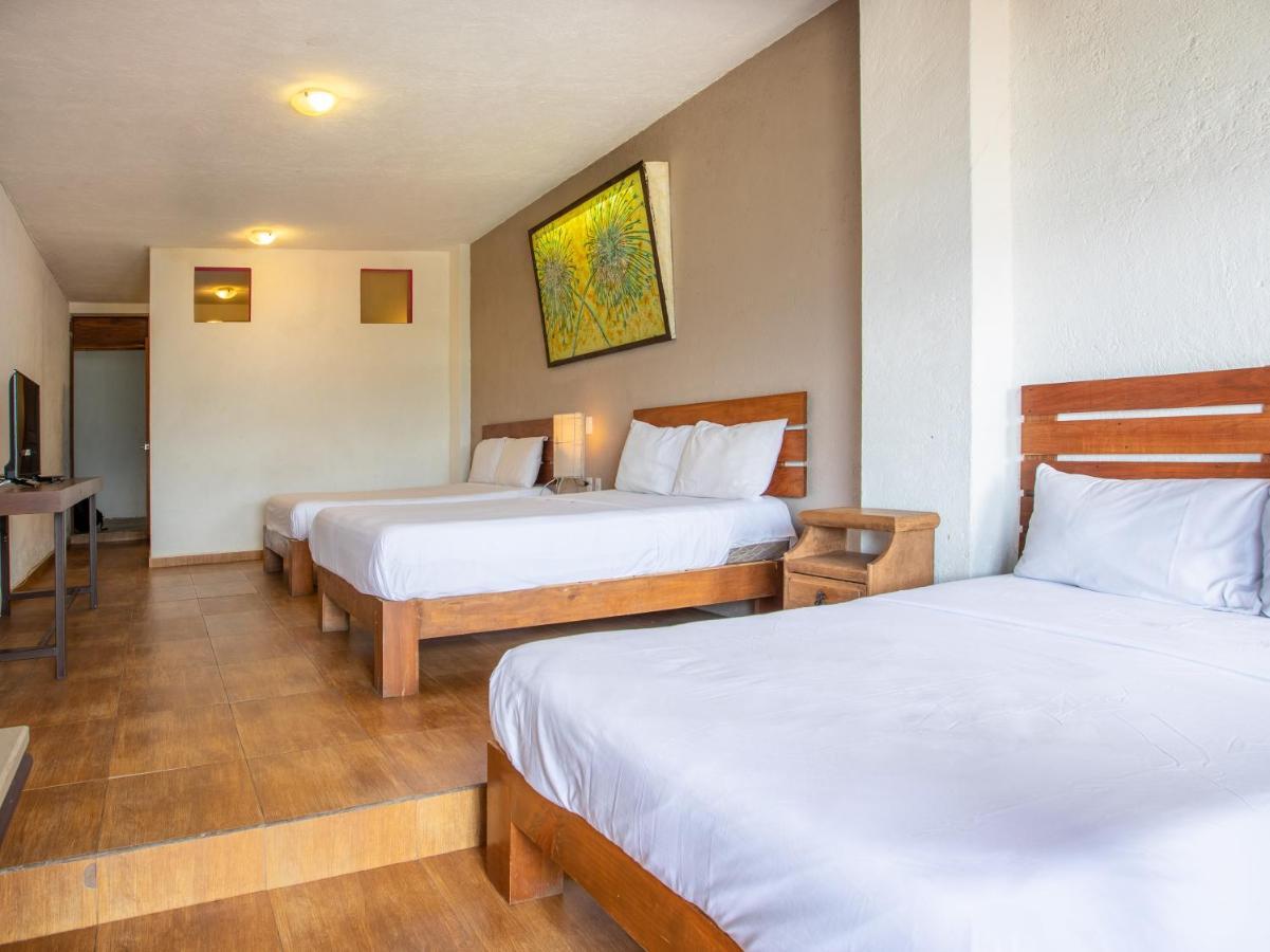 Hotel Santa Rosa Valle de Bravo Extérieur photo