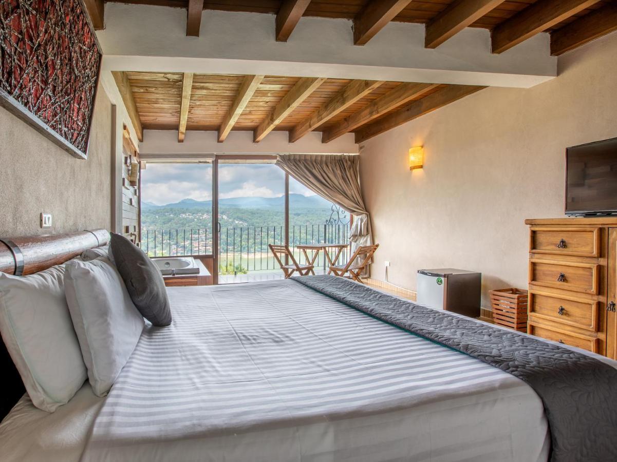 Hotel Santa Rosa Valle de Bravo Extérieur photo